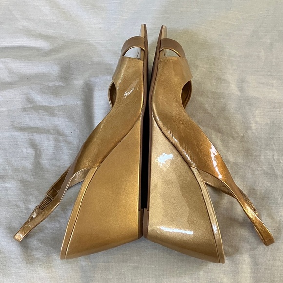 Franco Sarto size 10 metallic gold tone Wedge Slingback Sandals - Picture 6 of 16